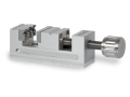 Medium vice with screw tightening system